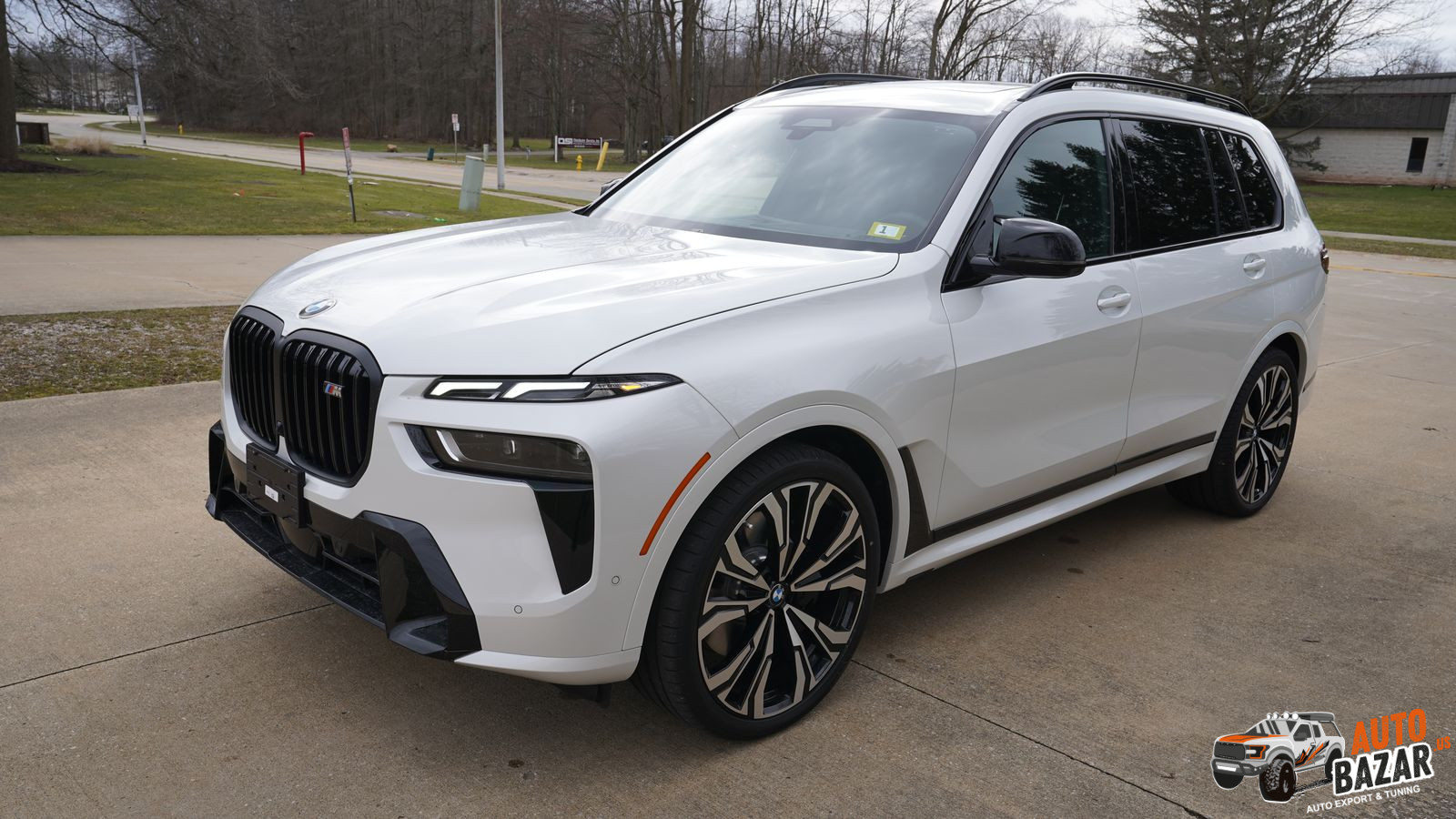 2023 BMW X7 M60i