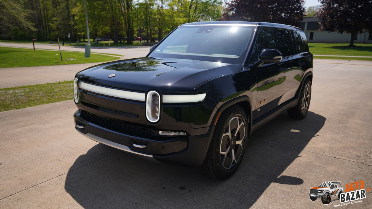 2023 Rivian R1S Adventure Edition