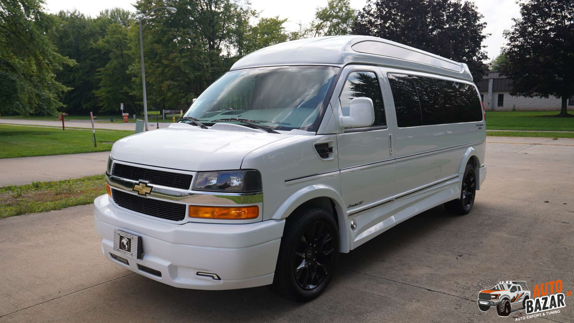 2023 Chevrolet Express 2500 Extended Wheelbase