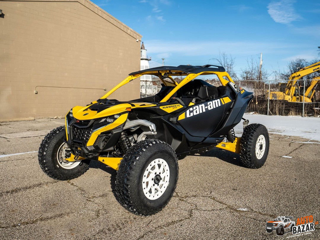 2024 Can-Am Maverick R X RS with Smart-Shox