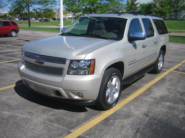 2010 Chevrolet Suburban LTZ 4WD