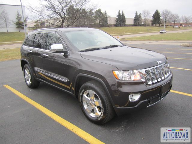 2012 Jeep Grand Cherokee Overland Summit 3.6L