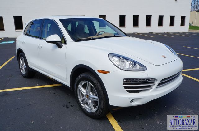 2014 Porsche Cayenne Platinum Edition