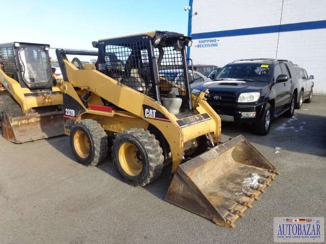 2004 CAT 232B