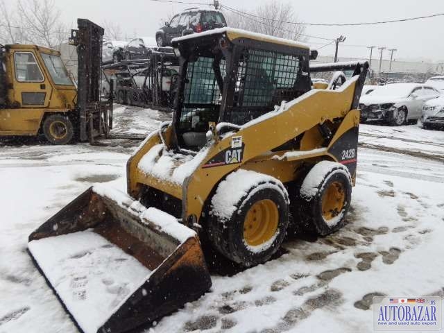 2006 CAT 242B