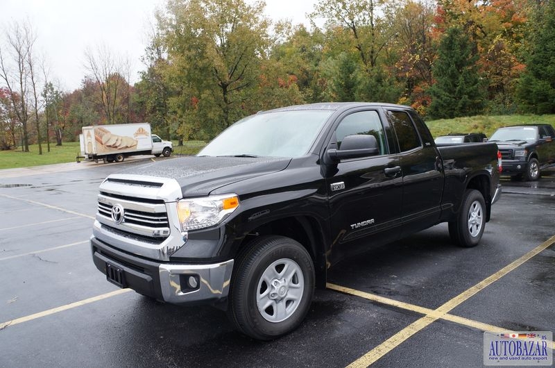 2017 Toyota Tundra SR5 Double Cab